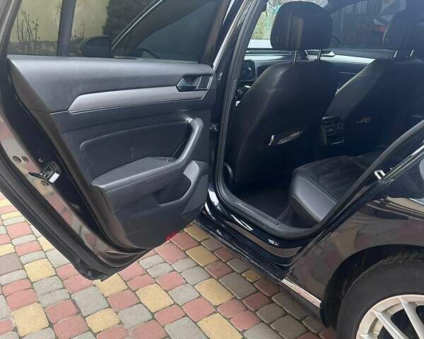 Чорний Фольксваген Пассат, об'ємом двигуна 1.97 л та пробігом 264 тис. км за 18450 $, фото 16 на Automoto.ua