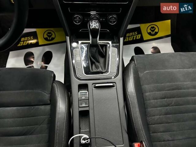 Чорний Фольксваген Пассат, об'ємом двигуна 1.97 л та пробігом 220 тис. км за 17800 $, фото 11 на Automoto.ua