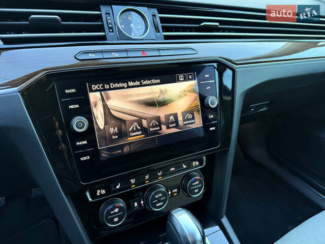 Черный Фольксваген Пассат, объемом двигателя 1.97 л и пробегом 249 тыс. км за 18500 $, фото 42 на Automoto.ua