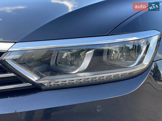 Черный Фольксваген Пассат, объемом двигателя 2 л и пробегом 252 тыс. км за 17800 $, фото 10 на Automoto.ua