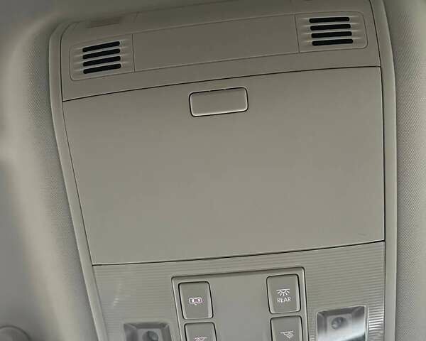 Черный Фольксваген Пассат, объемом двигателя 1.97 л и пробегом 206 тыс. км за 17700 $, фото 1 на Automoto.ua