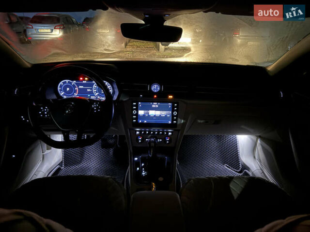 Черный Фольксваген Пассат, объемом двигателя 1.97 л и пробегом 223 тыс. км за 17100 $, фото 31 на Automoto.ua