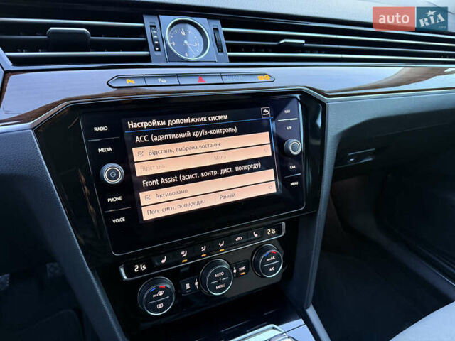 Черный Фольксваген Пассат, объемом двигателя 1.97 л и пробегом 249 тыс. км за 18500 $, фото 39 на Automoto.ua