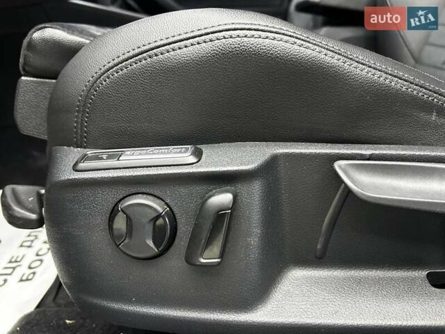 Чорний Фольксваген Пассат, об'ємом двигуна 1.97 л та пробігом 220 тис. км за 17800 $, фото 22 на Automoto.ua