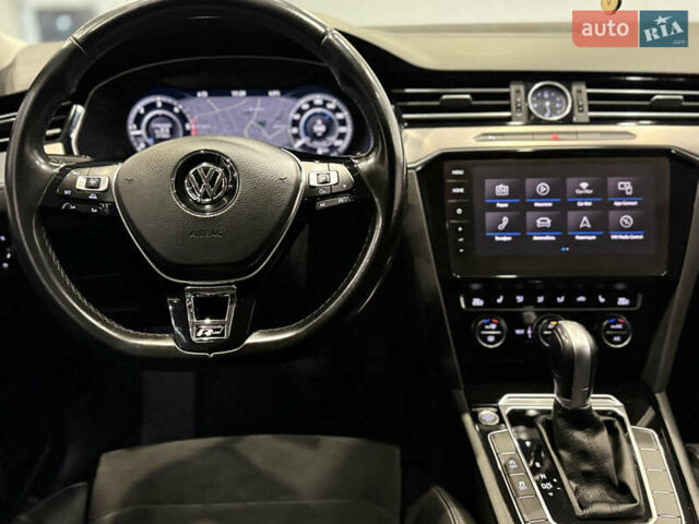 Чорний Фольксваген Пассат, об'ємом двигуна 1.97 л та пробігом 270 тис. км за 19900 $, фото 105 на Automoto.ua