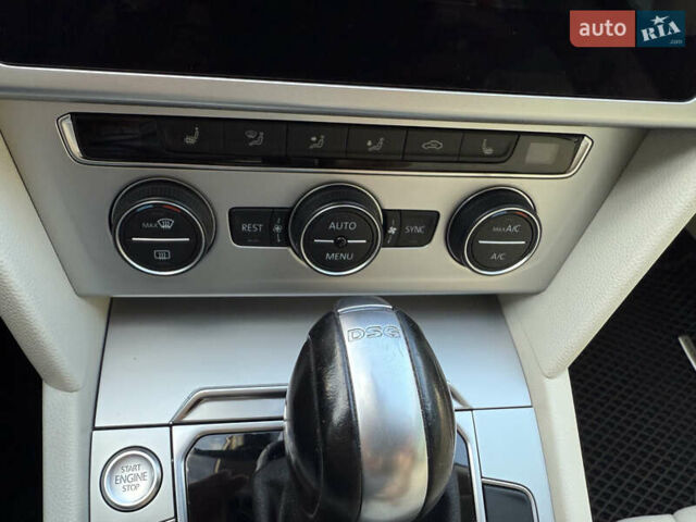 Черный Фольксваген Пассат, объемом двигателя 1.97 л и пробегом 223 тыс. км за 17100 $, фото 25 на Automoto.ua