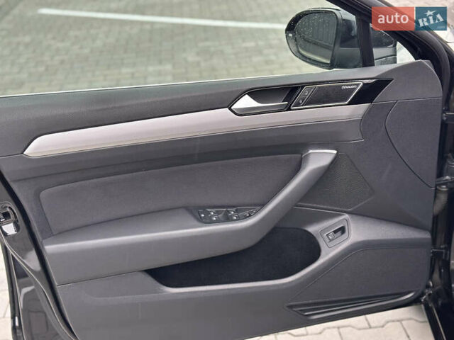 Фольксваген Пассат 2018 в Дубно на Automoto.ua Черный Фольксваген Пассат, объемом двигателя 2 л и пробегом 250 тыс. км за 16950 $, фото 44 на Automoto.ua