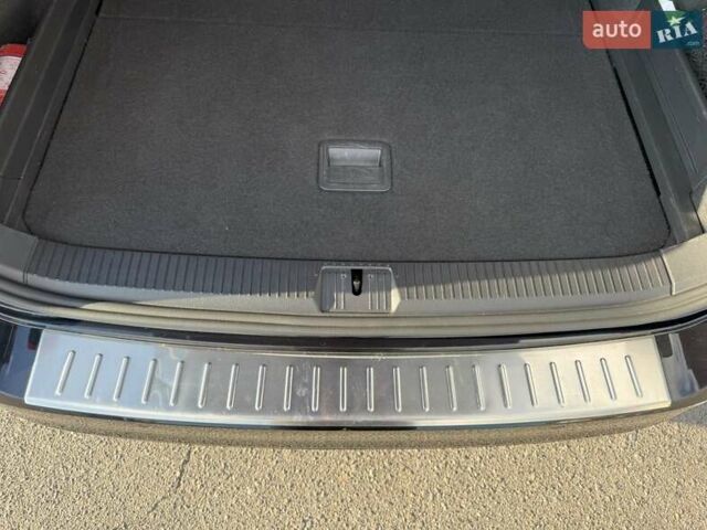 Черный Фольксваген Пассат, объемом двигателя 1.97 л и пробегом 223 тыс. км за 17100 $, фото 11 на Automoto.ua