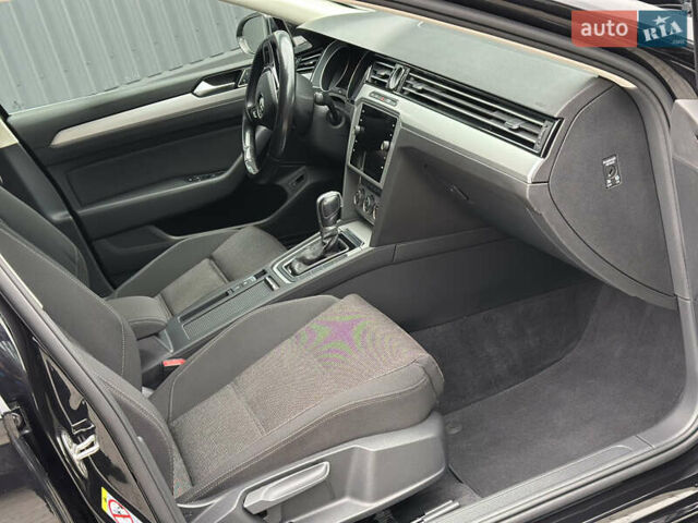 Фольксваген Пассат 2018 в Дубно на Automoto.ua Черный Фольксваген Пассат, объемом двигателя 2 л и пробегом 250 тыс. км за 16950 $, фото 40 на Automoto.ua