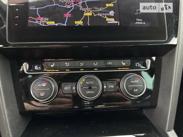 Черный Фольксваген Пассат, объемом двигателя 2 л и пробегом 228 тыс. км за 21500 $, фото 14 на Automoto.ua