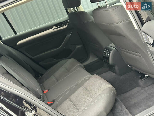 Фольксваген Пассат 2018 в Дубно на Automoto.ua Черный Фольксваген Пассат, объемом двигателя 2 л и пробегом 250 тыс. км за 16950 $, фото 32 на Automoto.ua