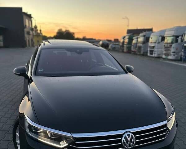 Черный Фольксваген Пассат, объемом двигателя 1.97 л и пробегом 224 тыс. км за 16000 $, фото 4 на Automoto.ua