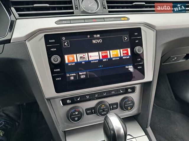 Черный Фольксваген Пассат, объемом двигателя 2 л и пробегом 250 тыс. км за 16700 $, фото 23 на Automoto.ua