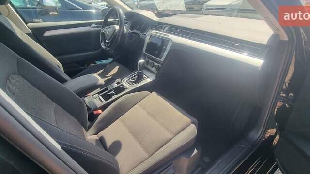 Черный Фольксваген Пассат, объемом двигателя 2 л и пробегом 236 тыс. км за 17500 $, фото 14 на Automoto.ua