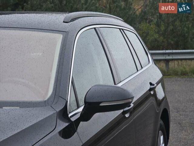 Фольксваген Пассат 2018 у Ковель на Automoto.ua Чорний Фольксваген Пассат, об'ємом двигуна 2 л та пробігом 234 тис. км за 18599 $, фото 20 на Automoto.ua