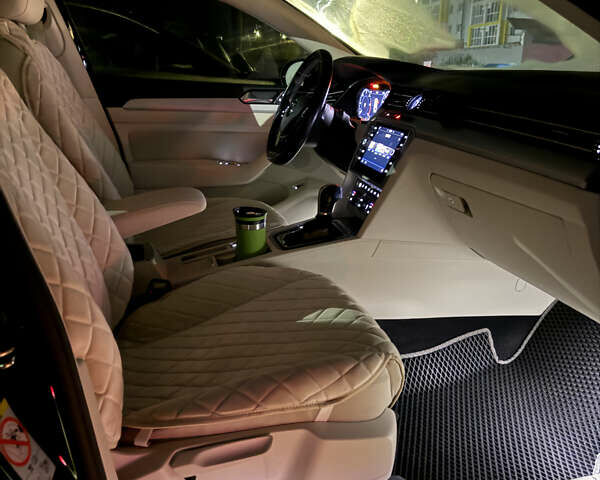 Черный Фольксваген Пассат, объемом двигателя 1.97 л и пробегом 223 тыс. км за 17100 $, фото 30 на Automoto.ua