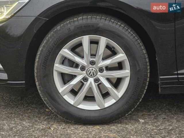 Фольксваген Пассат 2018 у Ковель на Automoto.ua Чорний Фольксваген Пассат, об'ємом двигуна 2 л та пробігом 234 тис. км за 18599 $, фото 15 на Automoto.ua