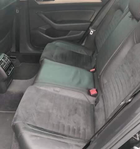 Чорний Фольксваген Пассат, об'ємом двигуна 1.97 л та пробігом 175 тис. км за 20625 $, фото 18 на Automoto.ua