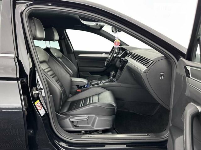 Черный Фольксваген Пассат, объемом двигателя 2 л и пробегом 228 тыс. км за 21500 $, фото 10 на Automoto.ua