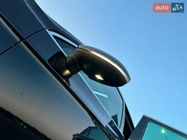 Черный Фольксваген Пассат, объемом двигателя 1.97 л и пробегом 224 тыс. км за 16000 $, фото 9 на Automoto.ua