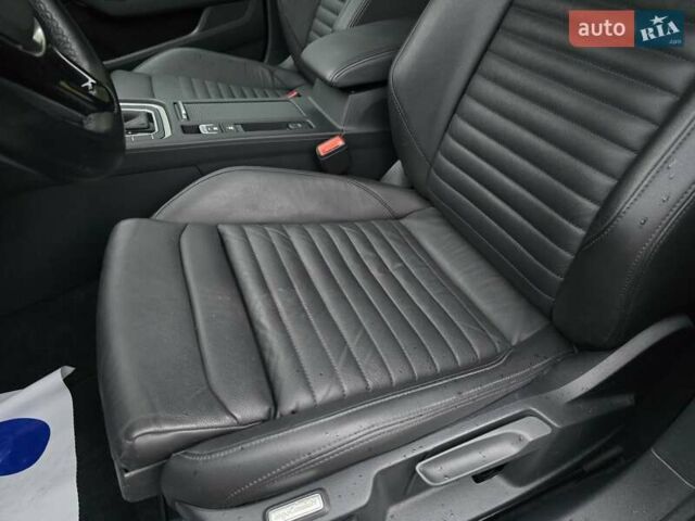 Фольксваген Пассат 2018 у Ковель на Automoto.ua Чорний Фольксваген Пассат, об'ємом двигуна 2 л та пробігом 234 тис. км за 18599 $, фото 38 на Automoto.ua