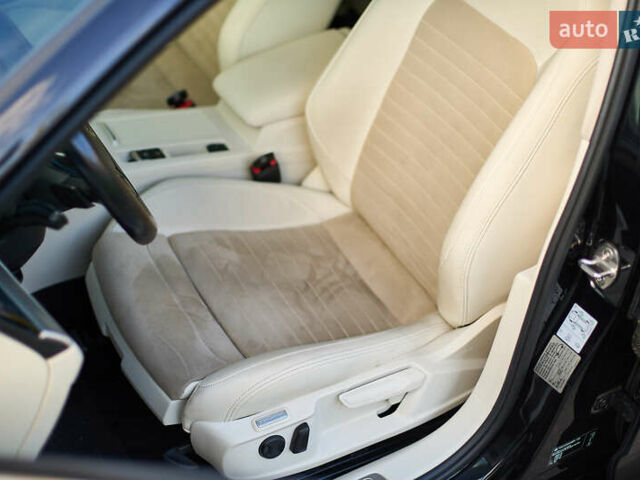 Чорний Фольксваген Пассат, об'ємом двигуна 2 л та пробігом 244 тис. км за 18500 $, фото 29 на Automoto.ua