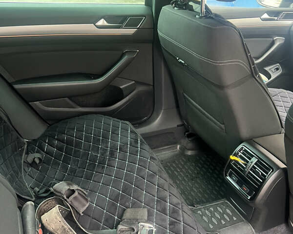 Черный Фольксваген Пассат, объемом двигателя 1.97 л и пробегом 216 тыс. км за 21000 $, фото 9 на Automoto.ua