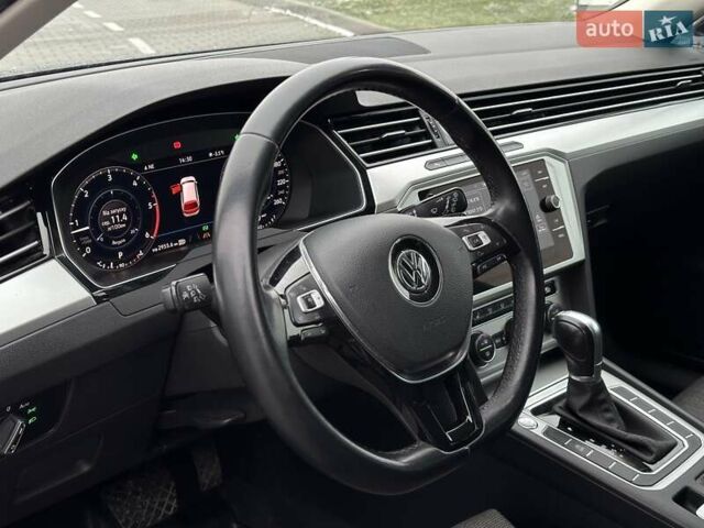 Черный Фольксваген Пассат, объемом двигателя 1.97 л и пробегом 155 тыс. км за 17750 $, фото 37 на Automoto.ua
