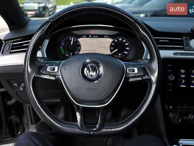 Черный Фольксваген Пассат, объемом двигателя 1.4 л и пробегом 190 тыс. км за 20700 $, фото 32 на Automoto.ua