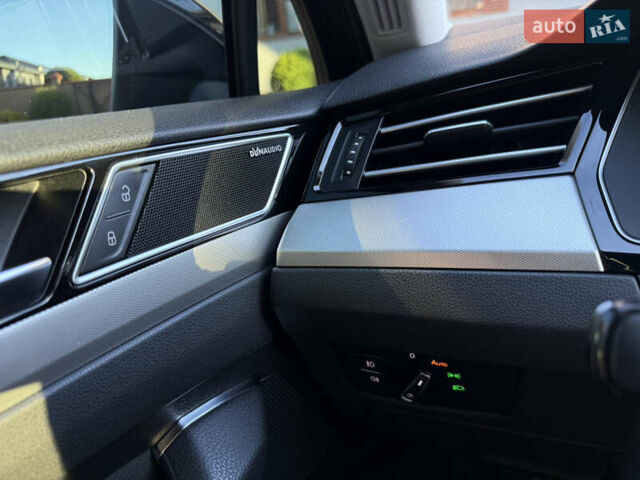 Черный Фольксваген Пассат, объемом двигателя 1.97 л и пробегом 236 тыс. км за 16500 $, фото 40 на Automoto.ua