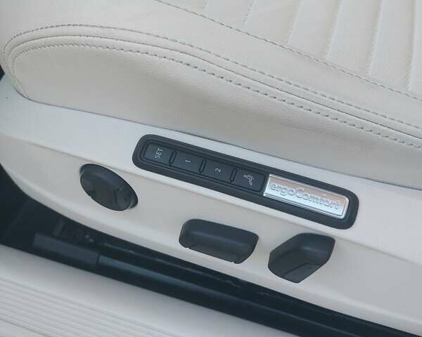 Черный Фольксваген Пассат, объемом двигателя 2 л и пробегом 210 тыс. км за 17199 $, фото 33 на Automoto.ua