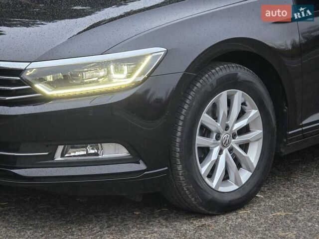 Фольксваген Пассат 2018 у Ковель на Automoto.ua Чорний Фольксваген Пассат, об'ємом двигуна 2 л та пробігом 234 тис. км за 18599 $, фото 19 на Automoto.ua