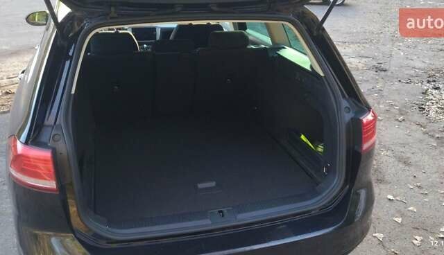 Черный Фольксваген Пассат, объемом двигателя 1.97 л и пробегом 200 тыс. км за 21700 $, фото 1 на Automoto.ua