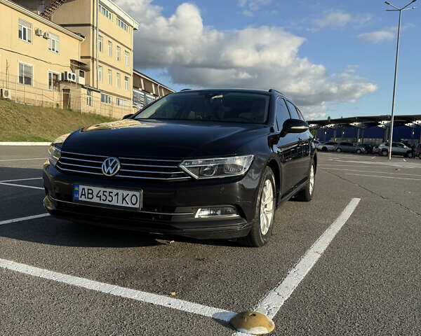Черный Фольксваген Пассат, объемом двигателя 1.97 л и пробегом 223 тыс. км за 17100 $, фото 2 на Automoto.ua