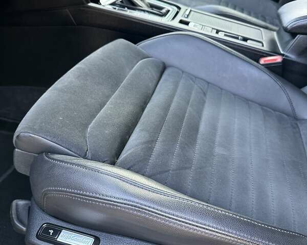 Черный Фольксваген Пассат, объемом двигателя 2 л и пробегом 186 тыс. км за 20499 $, фото 110 на Automoto.ua