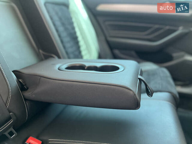 Черный Фольксваген Пассат, объемом двигателя 2 л и пробегом 188 тыс. км за 21998 $, фото 27 на Automoto.ua