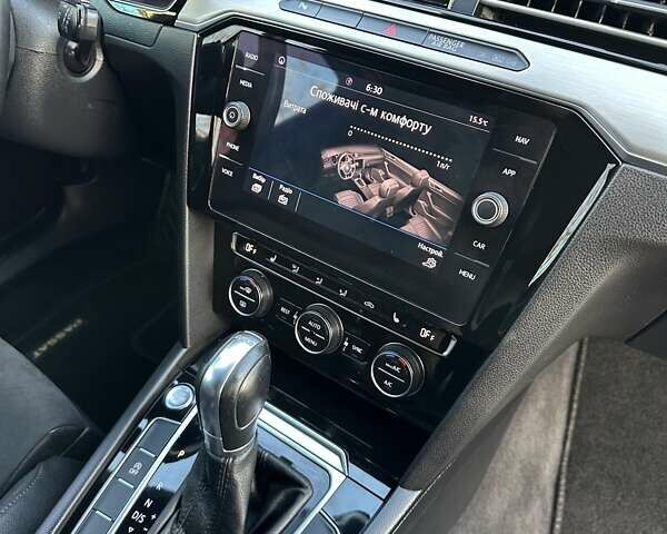 Чорний Фольксваген Пассат, об'ємом двигуна 1.97 л та пробігом 186 тис. км за 20450 $, фото 80 на Automoto.ua