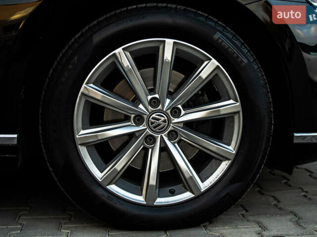 Черный Фольксваген Пассат, объемом двигателя 2 л и пробегом 215 тыс. км за 21700 $, фото 42 на Automoto.ua