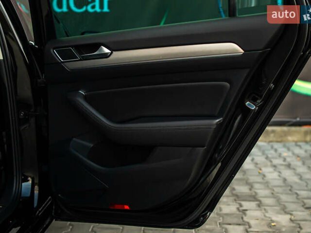 Черный Фольксваген Пассат, объемом двигателя 2 л и пробегом 215 тыс. км за 21700 $, фото 57 на Automoto.ua