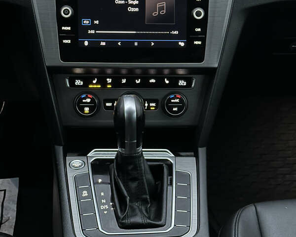 Чорний Фольксваген Пассат, об'ємом двигуна 1.97 л та пробігом 262 тис. км за 15700 $, фото 20 на Automoto.ua