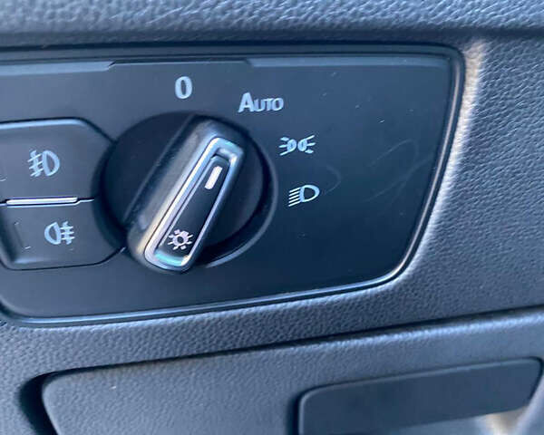 Черный Фольксваген Пассат, объемом двигателя 2 л и пробегом 235 тыс. км за 19771 $, фото 20 на Automoto.ua