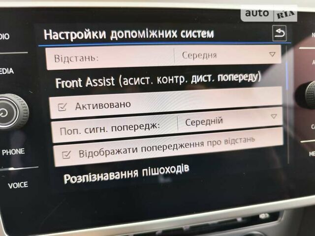 Чорний Фольксваген Пассат, об'ємом двигуна 1.97 л та пробігом 190 тис. км за 18555 $, фото 142 на Automoto.ua