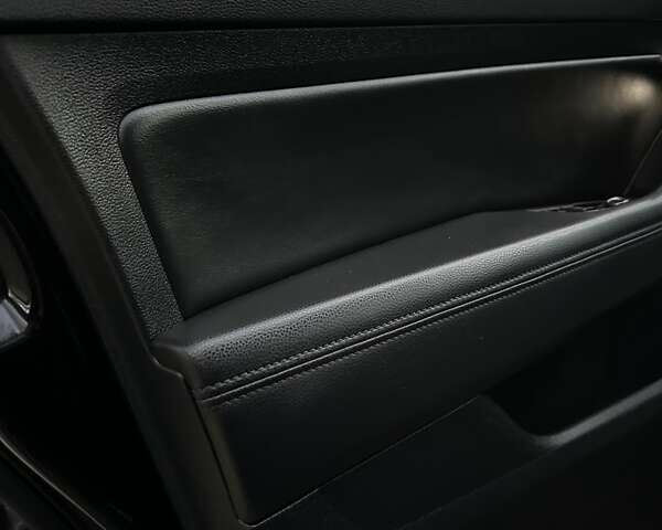 Черный Фольксваген Пассат, объемом двигателя 2 л и пробегом 186 тыс. км за 20499 $, фото 107 на Automoto.ua