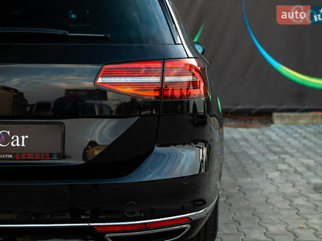 Черный Фольксваген Пассат, объемом двигателя 2 л и пробегом 215 тыс. км за 21700 $, фото 28 на Automoto.ua