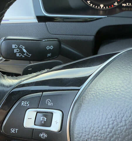 Чорний Фольксваген Пассат, об'ємом двигуна 1.97 л та пробігом 175 тис. км за 21900 $, фото 44 на Automoto.ua