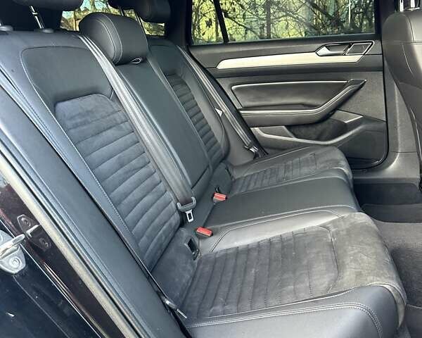 Черный Фольксваген Пассат, объемом двигателя 2 л и пробегом 186 тыс. км за 20499 $, фото 140 на Automoto.ua