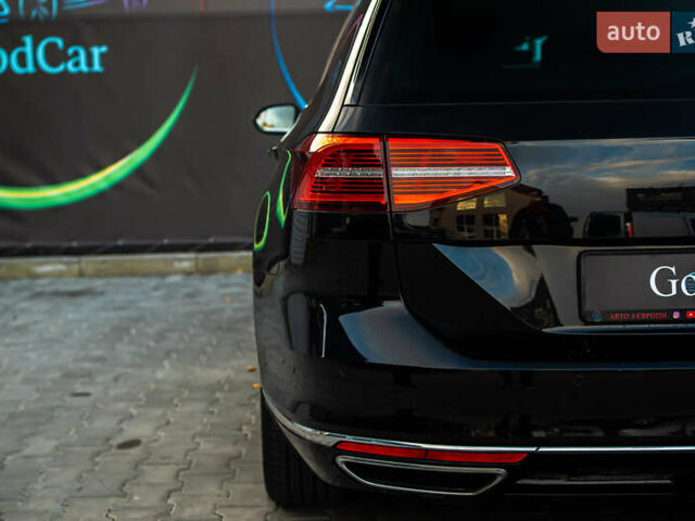 Черный Фольксваген Пассат, объемом двигателя 2 л и пробегом 215 тыс. км за 21700 $, фото 27 на Automoto.ua