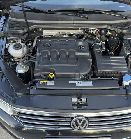 Чорний Фольксваген Пассат, об'ємом двигуна 1.97 л та пробігом 175 тис. км за 21900 $, фото 59 на Automoto.ua