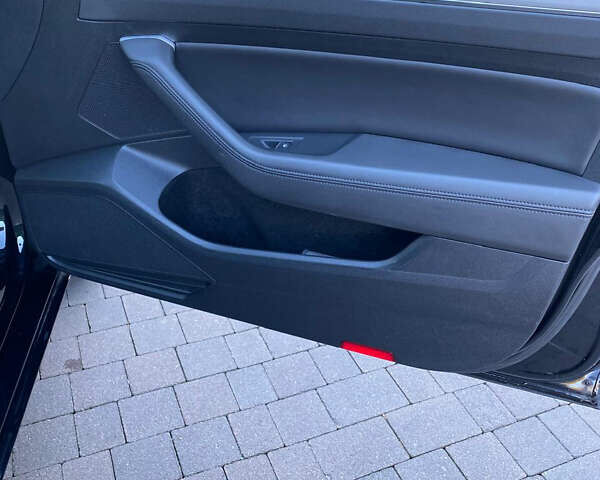 Черный Фольксваген Пассат, объемом двигателя 2 л и пробегом 235 тыс. км за 19771 $, фото 26 на Automoto.ua