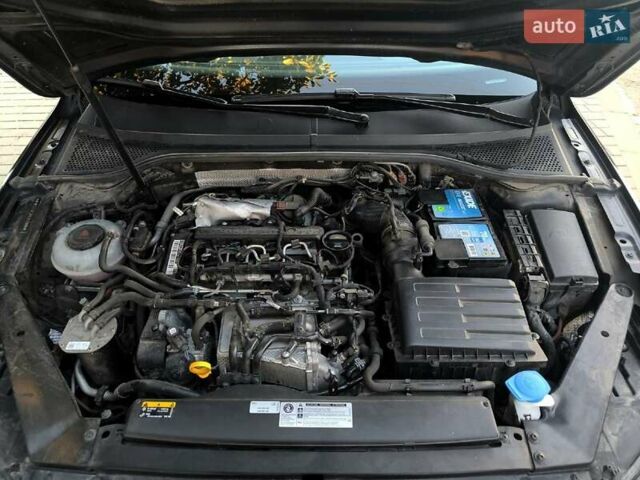 Чорний Фольксваген Пассат, об'ємом двигуна 1.97 л та пробігом 255 тис. км за 21500 $, фото 7 на Automoto.ua